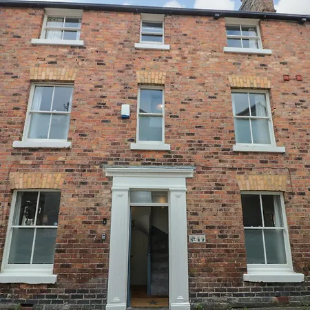 47 Princess Street